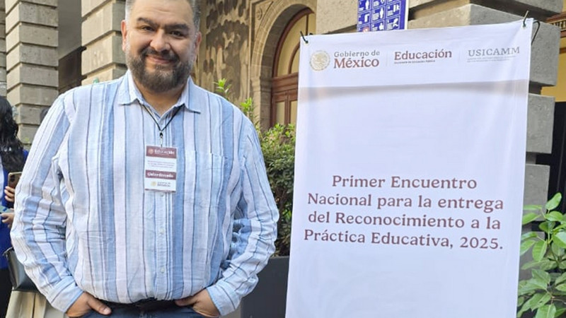 Recibe docente del COBAQ Reconocimiento a la Práctica Educativa 2025 