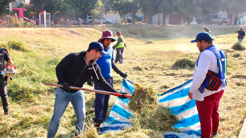 Yankel Benítez participa en jornada ciudadana de limpieza en la colonia Nuevo Amanecer 