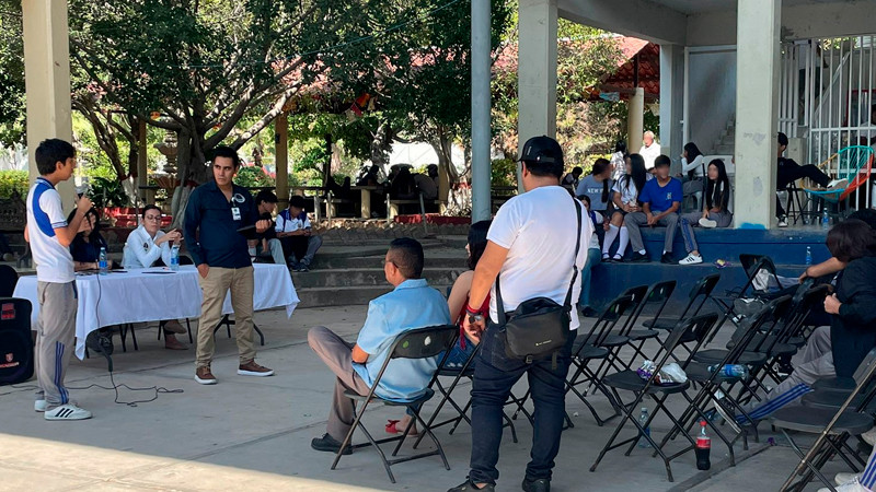 En Huetamo, Michoacán la FGE promueve el uso responsable de las redes sociales y la prevención del bullying  