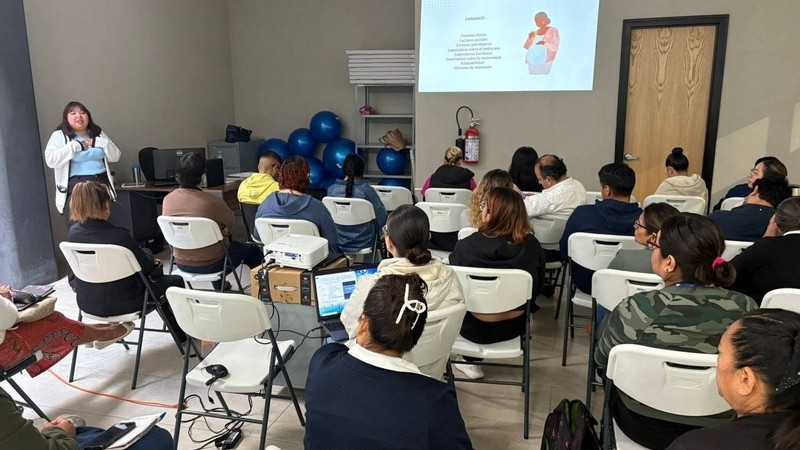 Capacita SESA a personal médico en Atención Pregestacional y Riesgo Reproductivo en Querétaro 