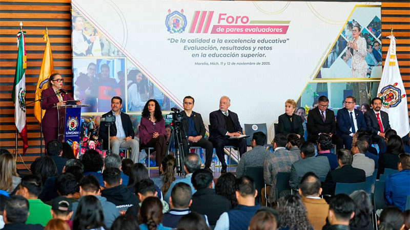 UMSNH vive una consolidación histórica en su calidad educativa; Yarabí Ávila inaugura III Foro de Pares Evaluadores  