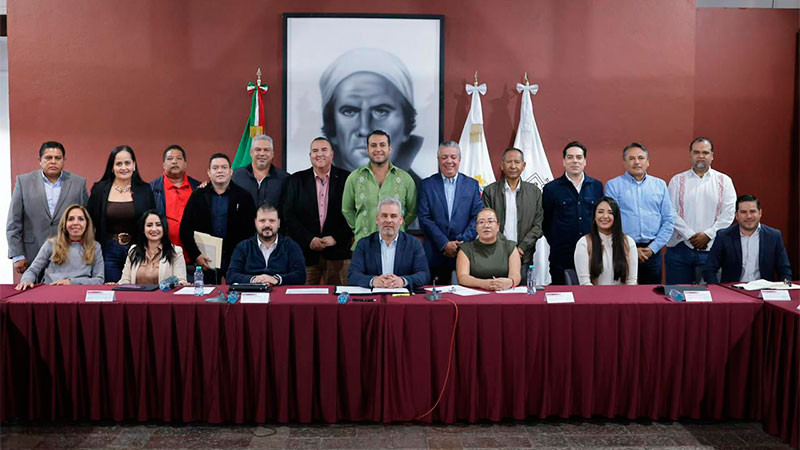 Alcaldes del PRI cierran filas y agradecen apoyo con el Plan Michoacán 