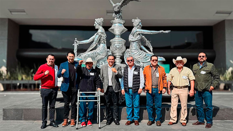 Víctor Manríquez acompaña a trabajadores del campo y se reúne con legisladores naranjas en el Congreso y el Senado 