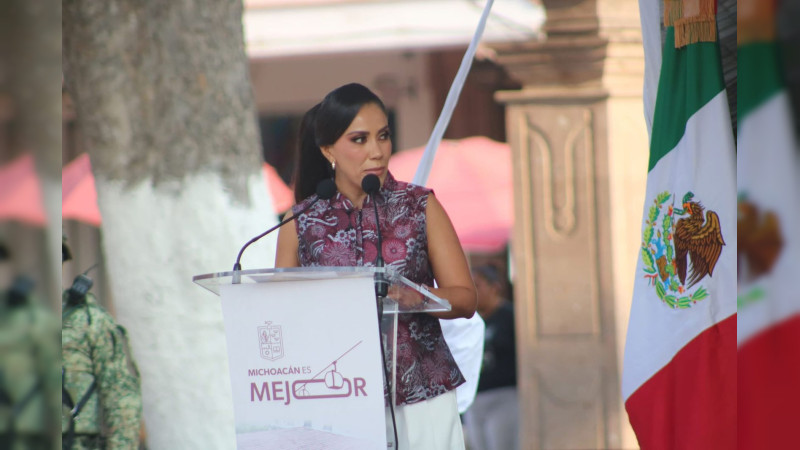 Federación y estado desconfían de la alcaldesa de Apatzingán, Fanny Arreola: la política de Michoacán que pide corridos criminales es excluida de cruciales reuniones de seguridad 