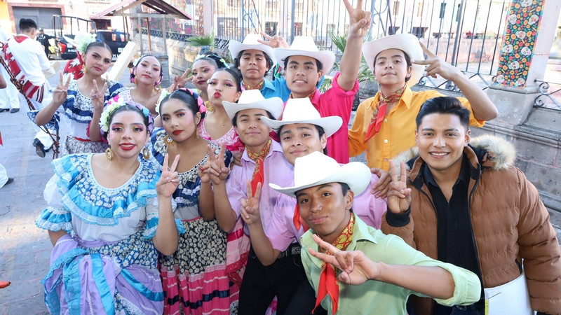 Inicia el XXVI Festival de Danza Tradicional y Baile Folklórico COBAQ 