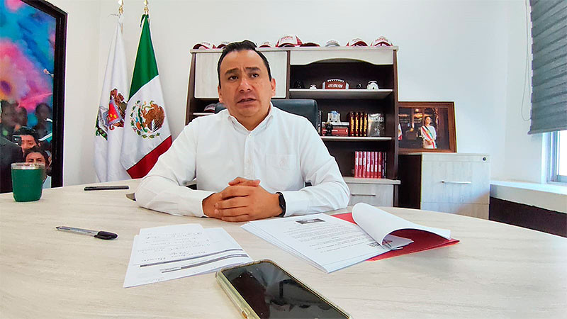 Morena Michoacán denuncia al diputado David Cortés por usar 21 espectaculares para campaña anticipada  