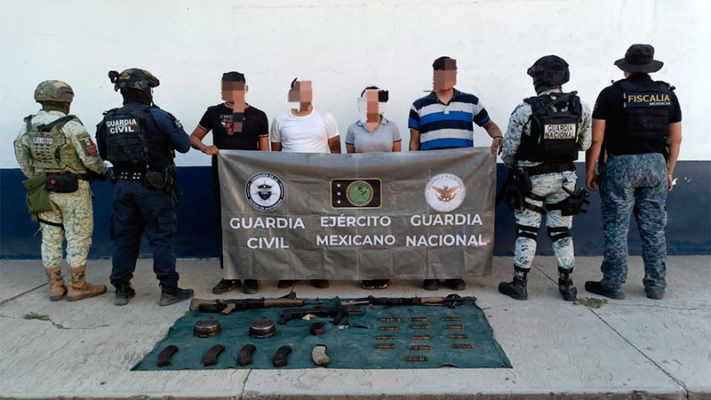  Combate frontal a delincuencia con el Plan Michoacán: detenidas 4 personas con fusiles en Gabriel Zamora 