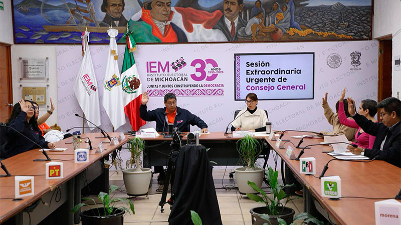Aprueba el IEM otorgamiento de incentivos al personal del Servicio Profesional Electoral Nacional 