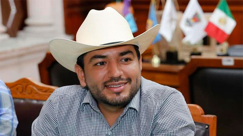 Humberto Jiménez gestiona obras para mejorar el acceso al agua y fortalecer la atención a la niñez en Los Reyes 