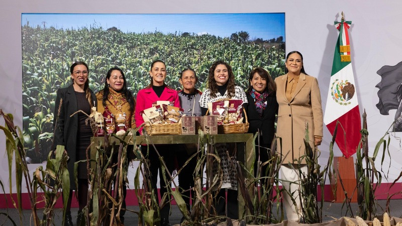 Gobierno de México presenta Plan Nacional de Máiz Nativo; se apoyará a 1.5 millones de campesinas y campesinos 