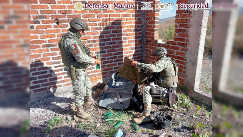 Detenciones y aseguramientos marcan el fin de semana en Michoacán: En operativos conjuntos, 12 detenidos, explosivos, armas y vehículos asegurados 