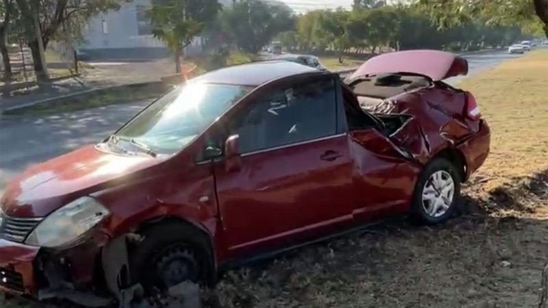 Aparatoso accidente en Paseo de la República de Querétaro 
