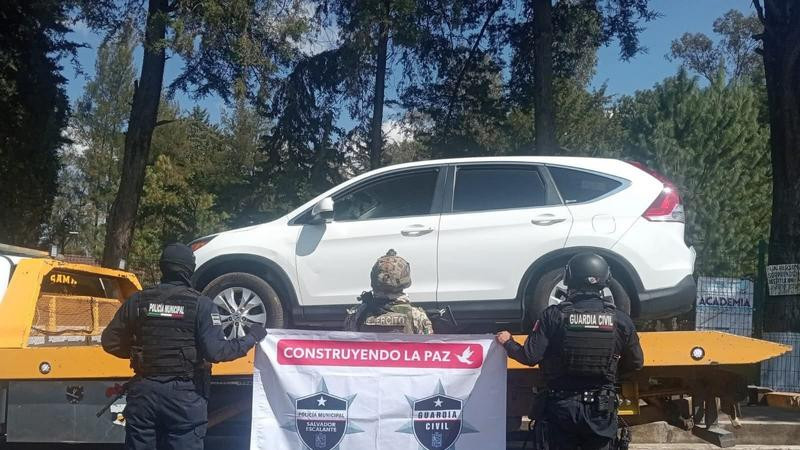 Recuperan en Salvador Escalante, Michoacán, dos autos robados 