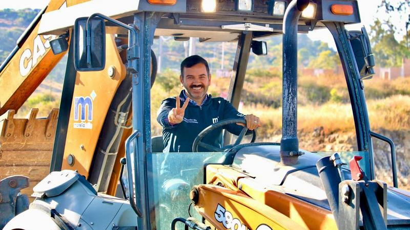 Yankel Benítez Silva encabeza intervención de terreno baldío en Villas del Sur de Morelia 