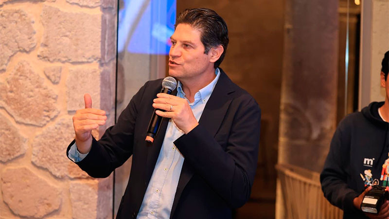  Todos debemos participar en la construcción de La Paz: Alfonso Martínez 