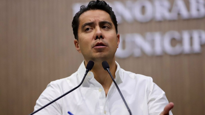 Gobierno de Querétaro es ejemplo en lograr consensos, prueba de ello relación con Gobierno federal: Felifer Macías 