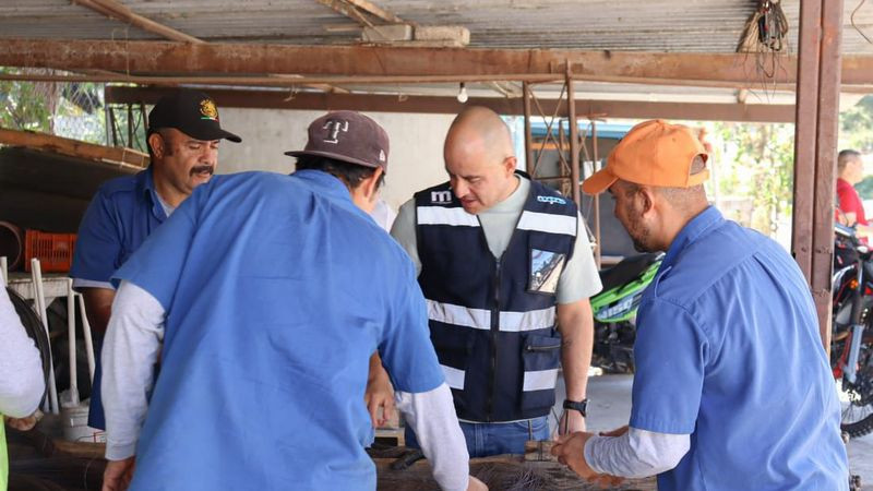 Ooapas fortalece la fabricación de tapas y registros de alcantarillado para mejorar la atención a reportes 