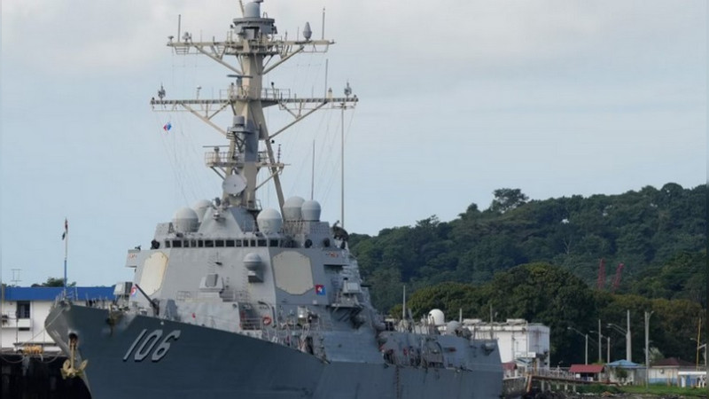 Intimidan buque ruso con combustible que se dirigía a Venezuela; buque de guerra estadounidense se cruzó en su trayectoria 