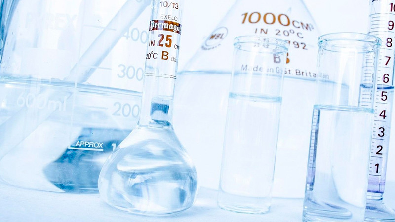 Con mejor regulación la farmacéutica mexicana podría triplicarse, aseguran expertos 