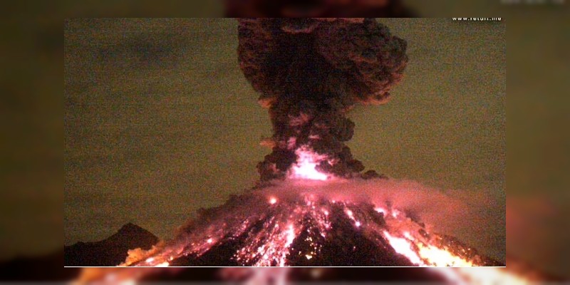 Explotó el volcán de Colima 