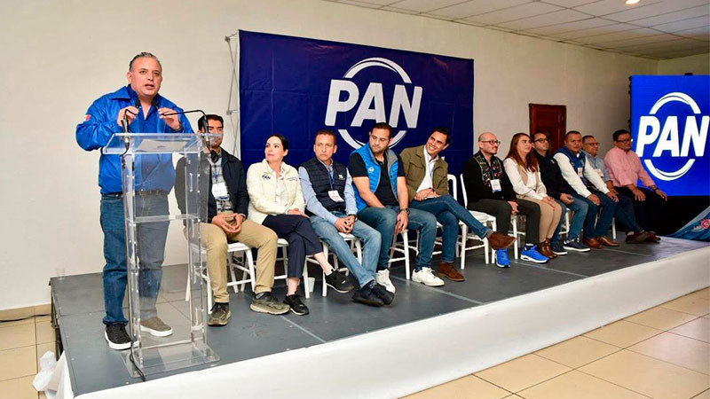  Capacita PAN a estructuras municipales que pintarán de azul a Michoacán en 2027 
