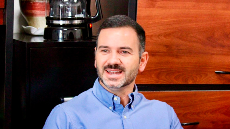 Yankel Benítez y autoridades de Santiago Undameo, establecen ruta de trabajo 