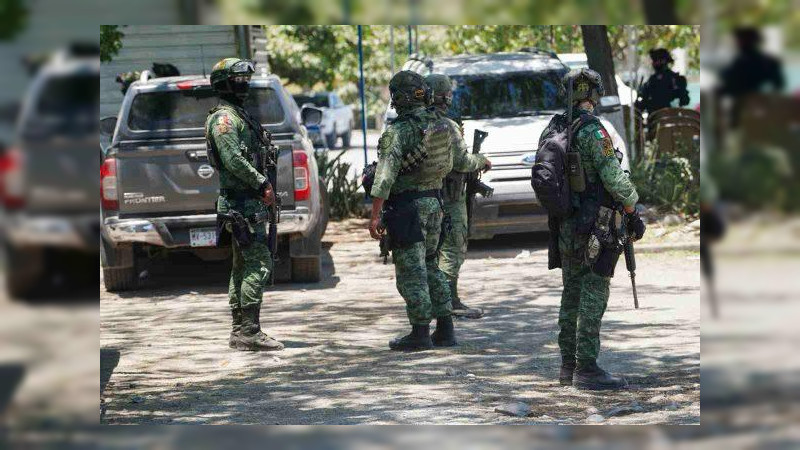 Abandonan mensaje atribuido a Jalisco, en la plaza principal de la comunidad 18 de Marzo, en Buenavista, Michoacán  