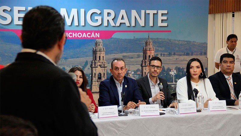 Adriana Campos reitera apoyo legislativo a migrantes en la instalación del Consejo 2025-2028 