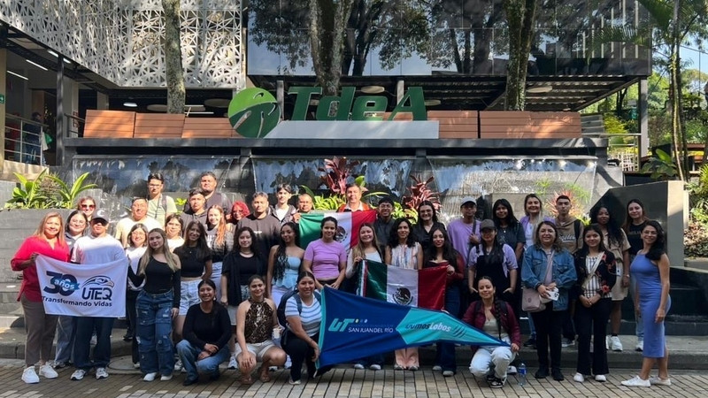 Estudiantes UTEQ, UT San Juan y UPSRJ realizan estancia académica en Colombia 