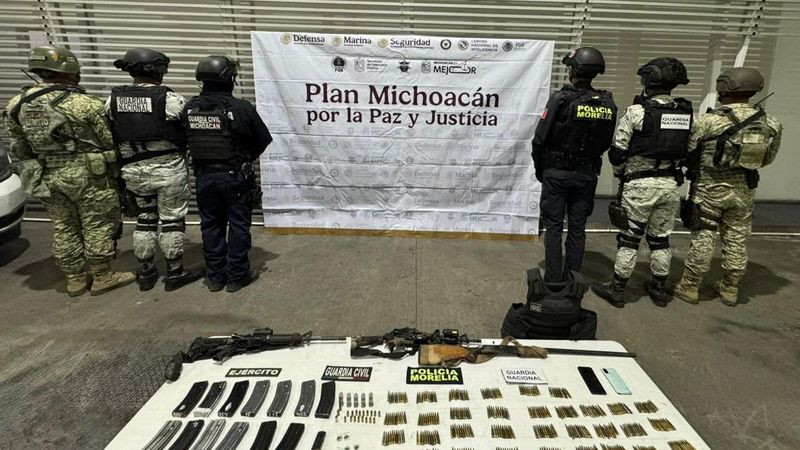 En Tarímbaro, Michoacán aseguran 3 armas y estupefacientes; hubo enfrentamiento 