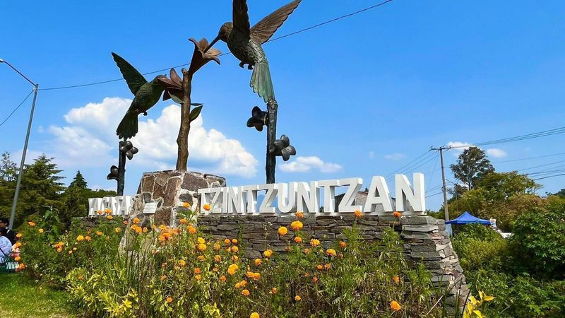 Tzintzuntzan celebra 13 años como Pueblo Mágico 