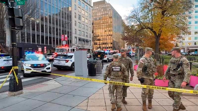 Confirma Donald Trump el fallecimiento de un agente de la Guardia Nacional tras el ataque armado en Washington D.C. 