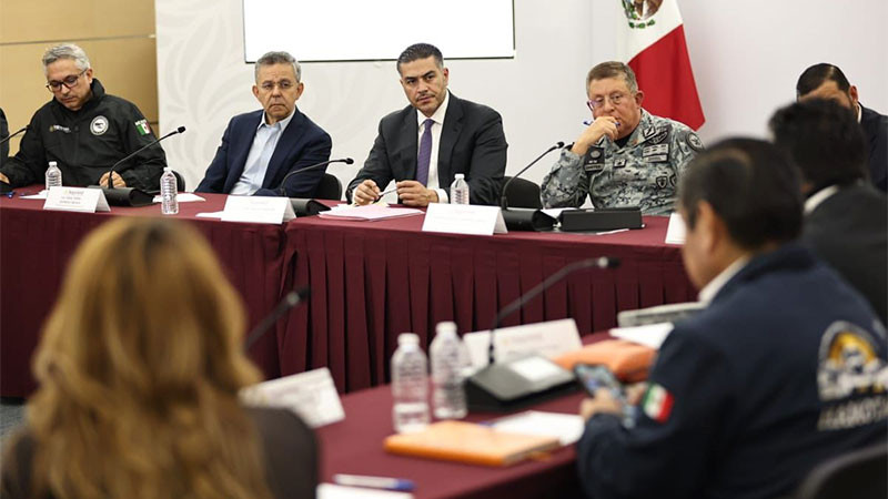 Se reúnen autoridades federales con cámaras y asociaciones del autotransporte para avanzar en la seguridad en carreteras  