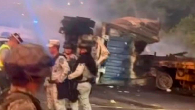 Choque en la Siglo XXI deja un muerto y tres heridos 