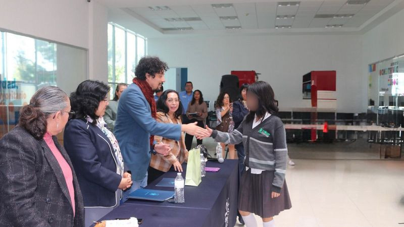 Premian a estudiantes del COBAEP en 6ta Olimpiada Estatal de Filosofía en Puebla, Puebla 