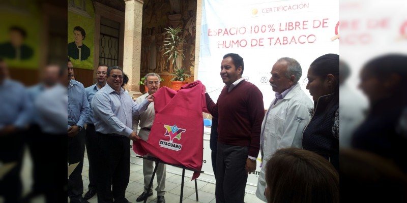 Declaran al Ayuntamiento de Zitácuaro como Edificio 100% Libre de Humo de Tabaco 
