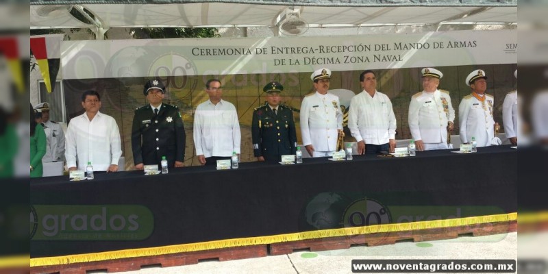 Relevan a mando de la Décima Zona Naval con sede en Lázaro Cárdenas, Michoacán - Foto 3 