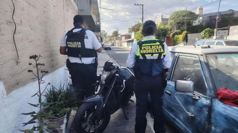 Asegura la Policía Morelia motocicleta con reporte de robo en Ejidal Tres Puentes 