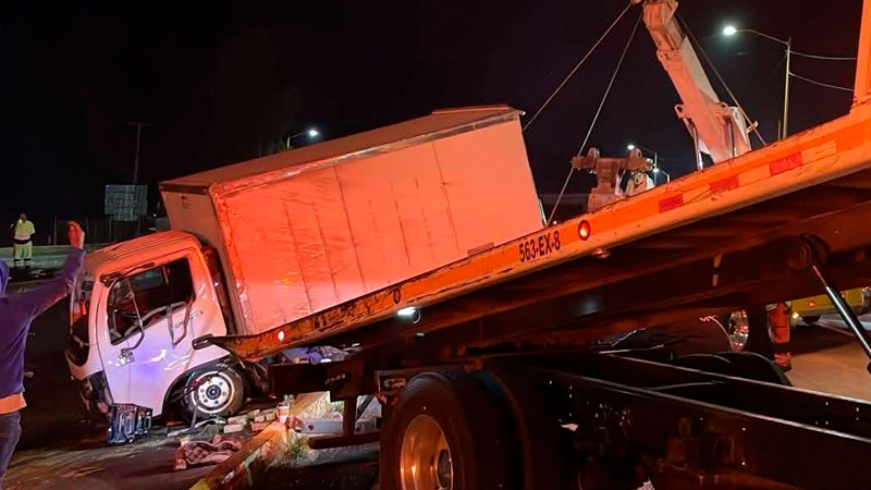 Confirma la FGE, no hubo muertos tras accidente de Panindícuaro, Michoacán; hay dos heridos graves  