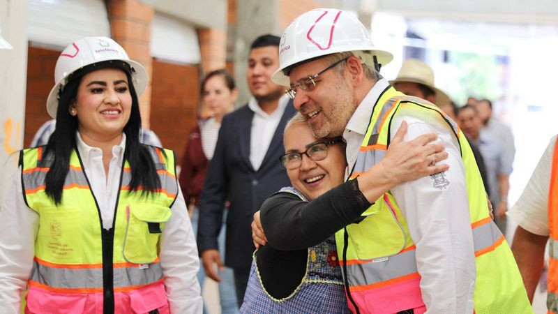 Teleférico conectará a miles con el nuevo Mercado Poniente de Uruapan: Bedolla 