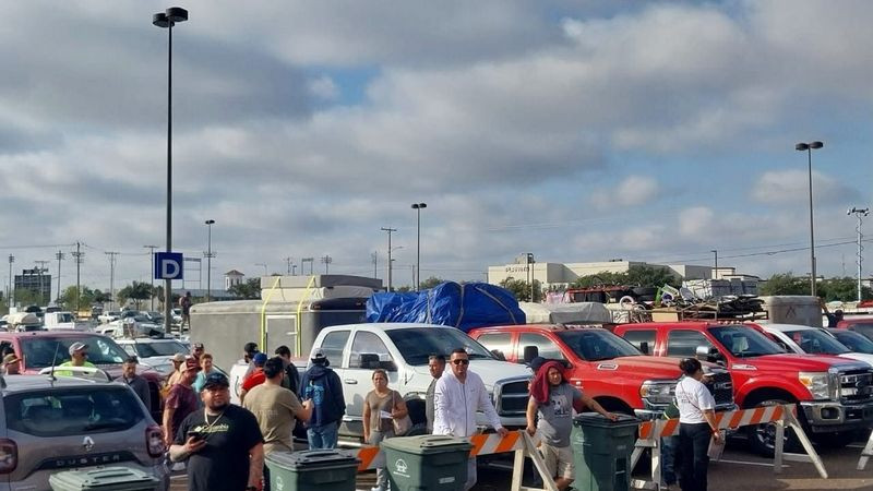 Arriba caravana migrante a la zona serrana de Querétaro 