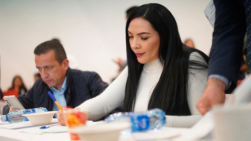 Adriana Campos Huirache propone reforzar la protección y el bienestar animal en Michoacán 