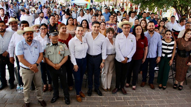 Secretaría de Bienestar realiza la Feria del Bienestar en Huetamo, Michoacán 