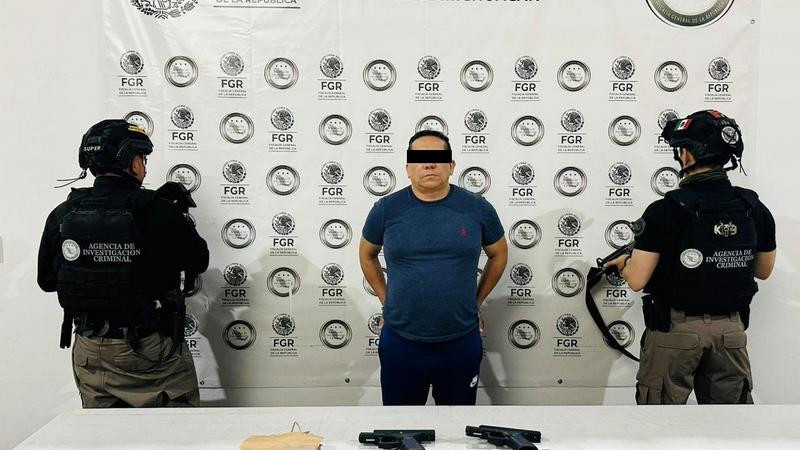 En Morelia, Michoacán, aprehenden a sujeto en posesión de armas de fuego 