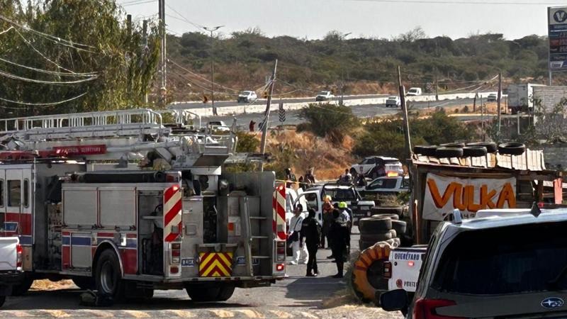 Hallan cuerpo sin vida dentro de un canal de aguas negras en Querétaro 