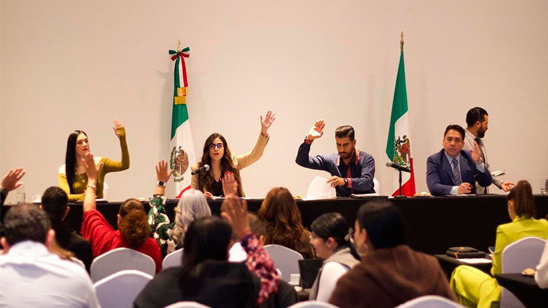  Aprueban legisladores 49 leyes de ingresos municipales en Michoacán 