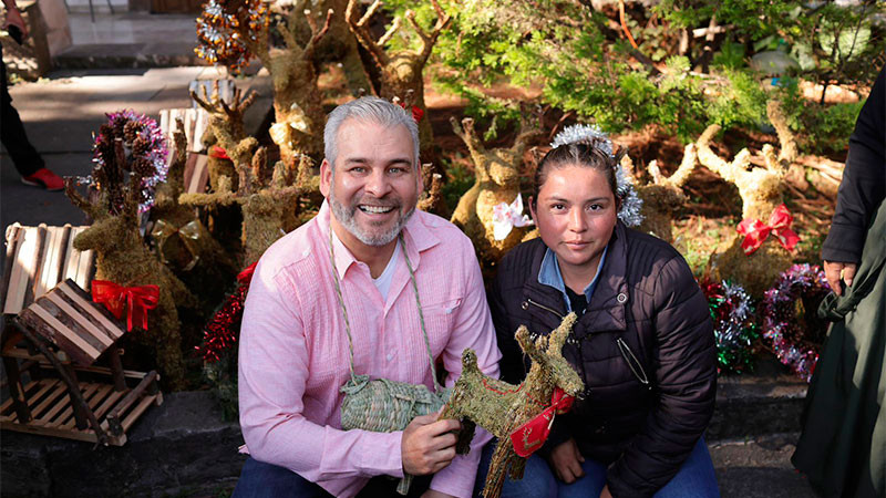 Inaugura Bedolla la Feria del Bosque Navideño; impulsa economía de 20 municipios 