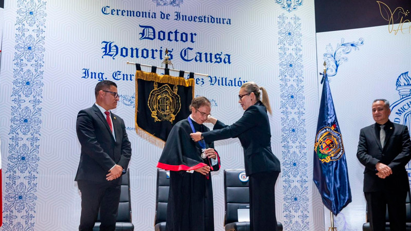 Ingeniero Enrique Ramírez Villalón, michoacano ejemplar, recibe el Grado de Doctor Honoris Causa de la UMSNH 