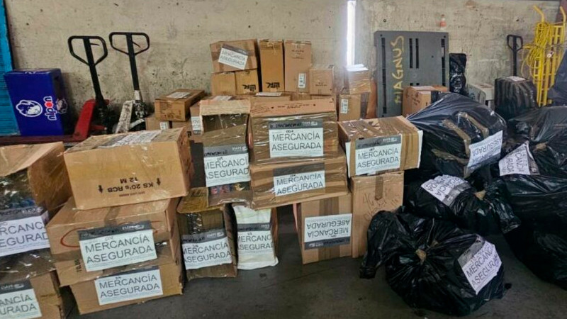 Aseguran casi 2 mdp en cigarros ilegales en Iztapalapa 