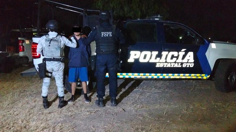 Detienen a hombre con más de 600 dosis de presunta droga en Irapuato, Guanajuato 